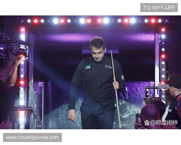 奥沙利文在香港的精彩对决引发斯诺克迷热议与期待