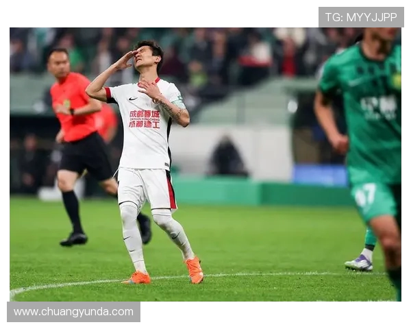 成都足球队在全国足球比赛经验排行榜中荣获第四名的荣耀时刻